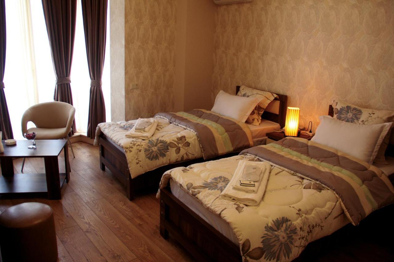 Moon Light Hotel Tbilisi Exterior foto